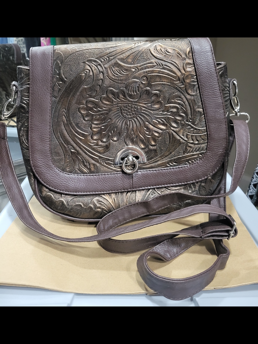 100% Mexican Leather Embossed Floral Crossbody Bag in Brown